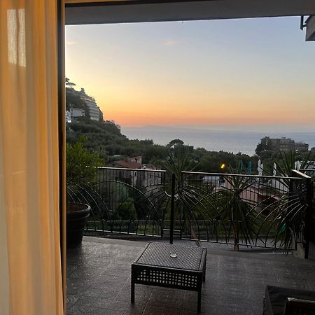 La Conca Dei Sogni Lägenhet Sorrento Exteriör bild